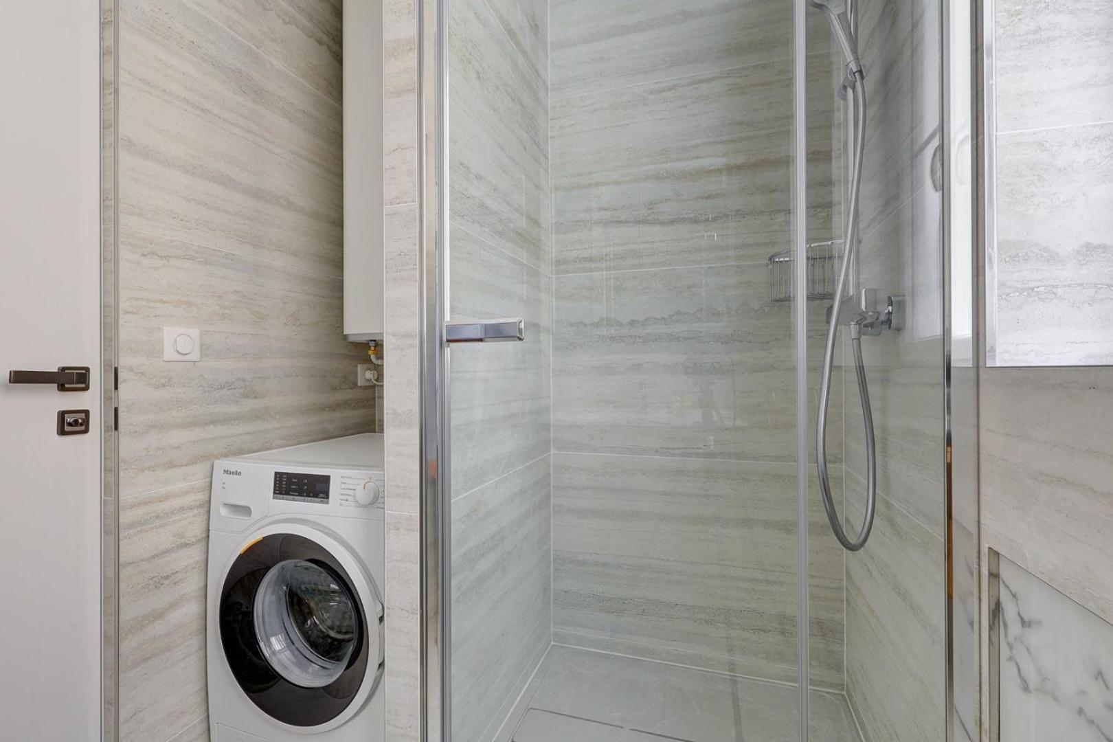 1er Arrondissement Luxueuse Appartement *